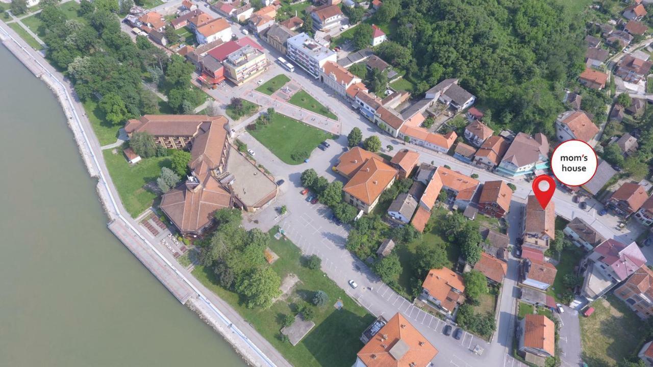 Moms House Hotel Golubac Exterior photo